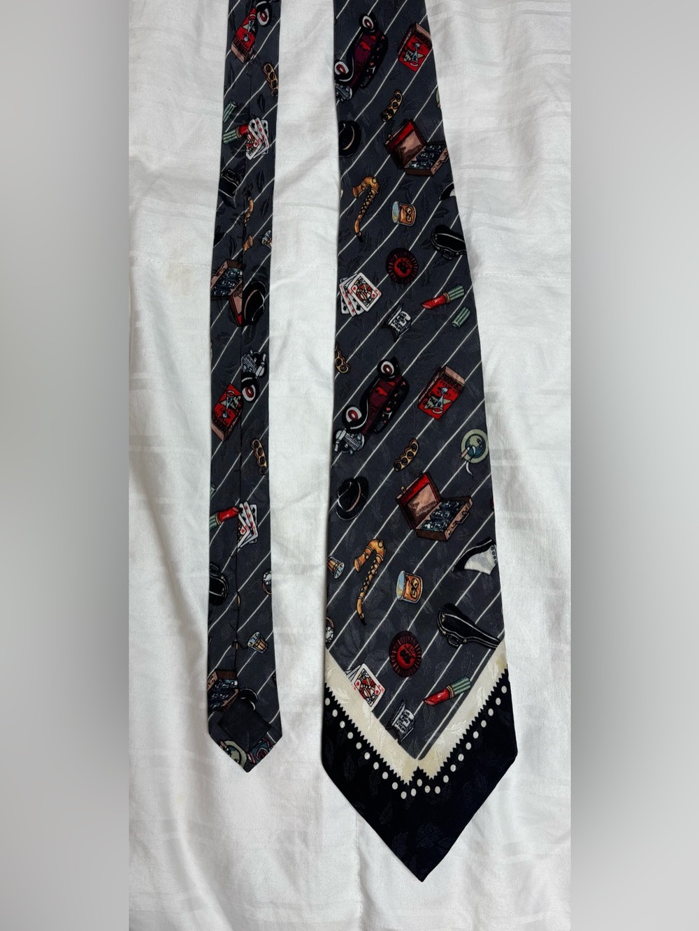 Vintage 1992 Nicole Miler SILK Classic Gray Patterned Men's Tie - Gangster theme